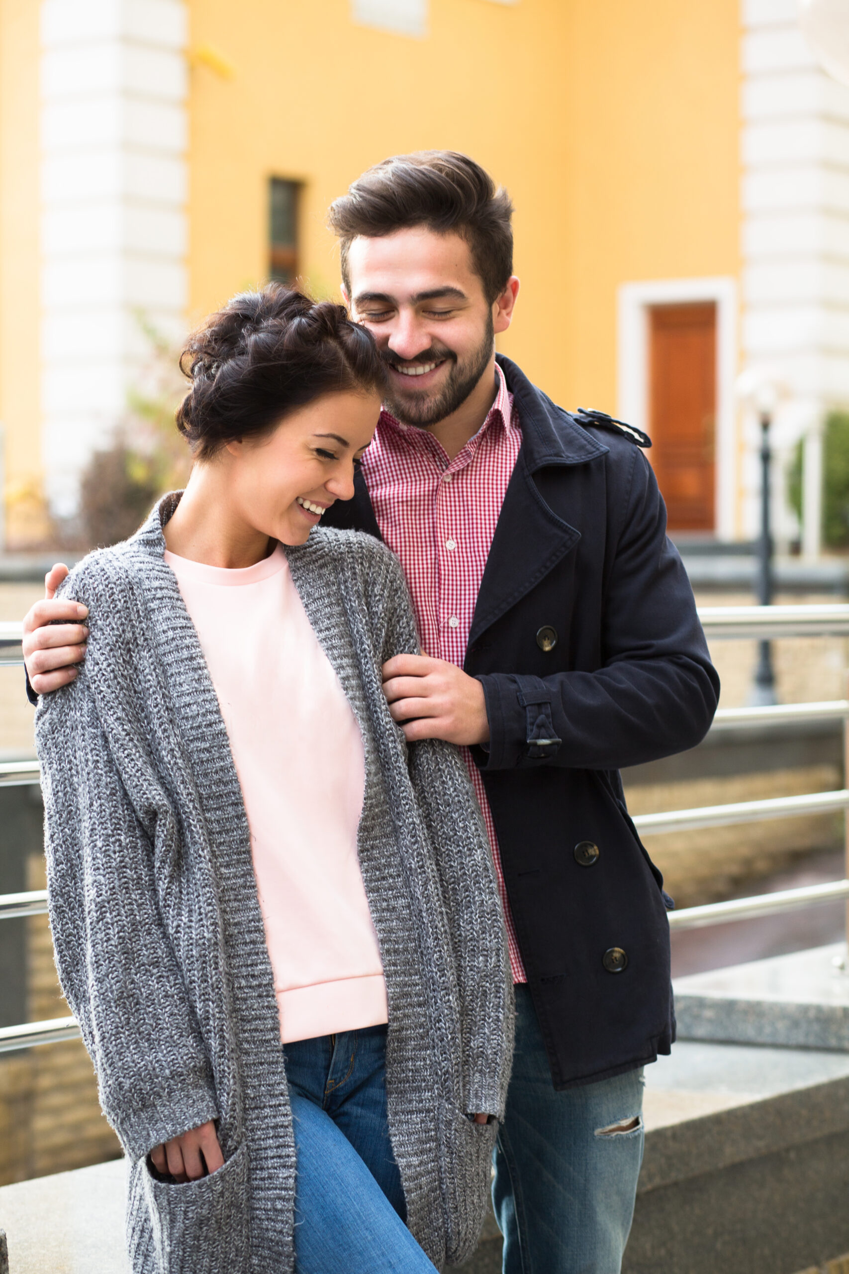 Happy couple on the street program 1